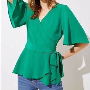 Loft wrap top